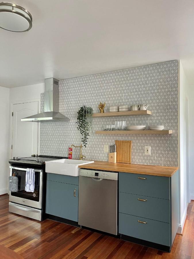 Brand New, Cozy, Modern, One-Bedroom Apartment Falls Church Kültér fotó